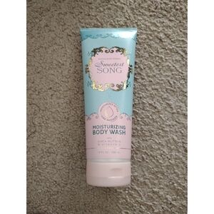 Bath & Body Works – Sweetest Song Moisturizing Body Wash